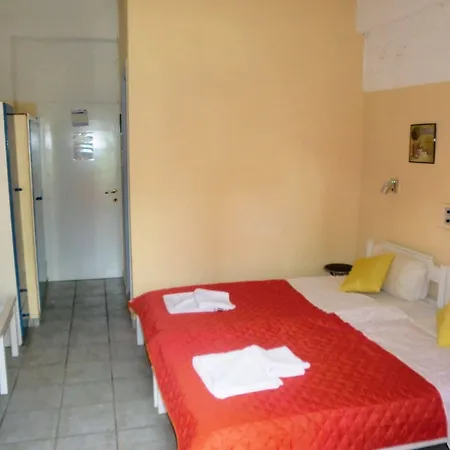 Neos Hotel 2*